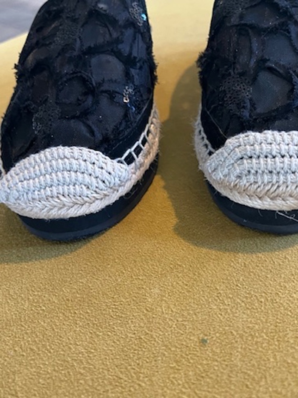 Botkier Black Mesh Floral Lace Sequined Slip-on Esparilles Sz 9 Boho Summer - Picture 4 of 8